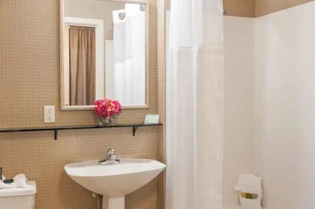 The Mediterranean Inn - 18