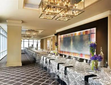 Sheraton Grand Seattle - 18