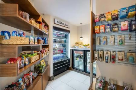 Crowne Plaza Seattle, an IHG with no Resort Fee - 12