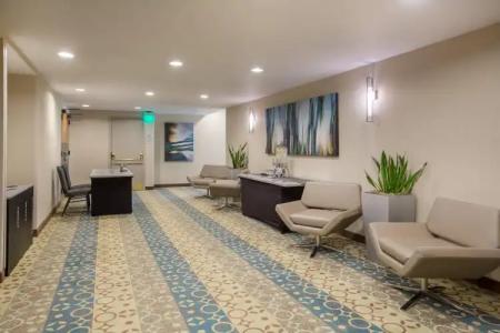 Crowne Plaza Seattle, an IHG with no Resort Fee - 1