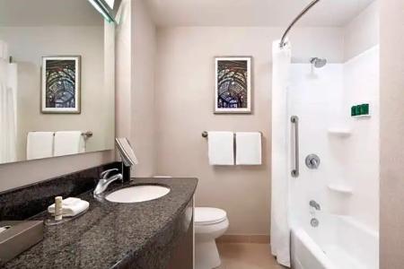 Courtyard Seattle Downtown / Pioneer Square - 64