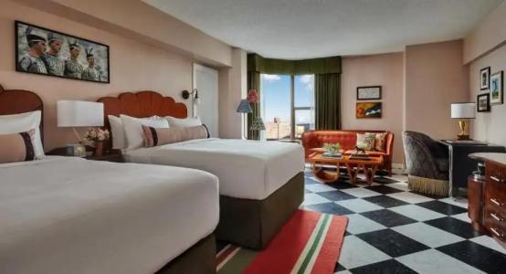 Graduate Seattle - 47