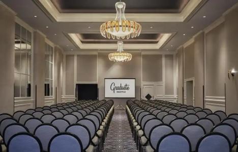 Graduate Seattle - 12