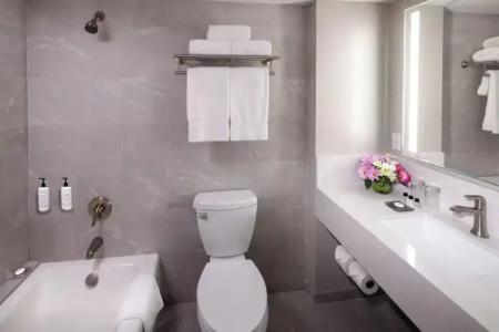 Warwick Seattle - 78