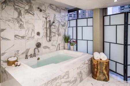 Warwick Seattle - 21