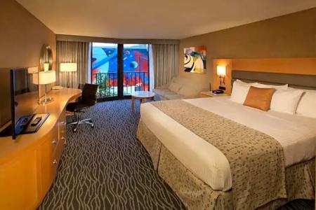 Warwick Seattle - 50