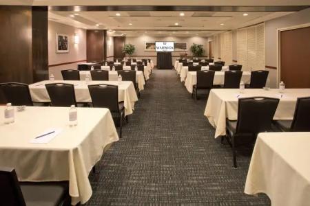 Warwick Seattle - 28