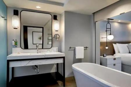 1000, LXRs & Resorts - 57