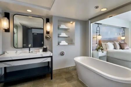 1000, LXRs & Resorts - 8