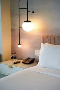 1000, LXRs & Resorts - 50