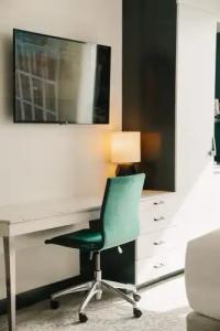 1000, LXRs & Resorts - 44