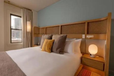 Andra Seattle MGallery Collection - 77