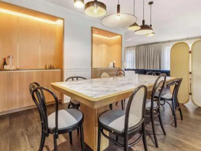 Andra Seattle MGallery Collection - 92