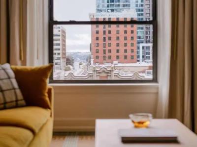 Andra Seattle MGallery Collection - 31