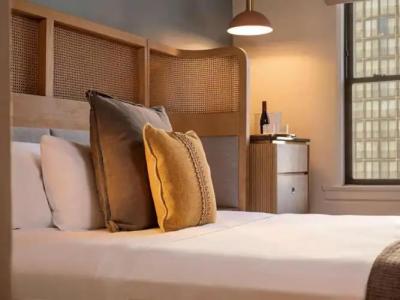 Andra Seattle MGallery Collection - 61