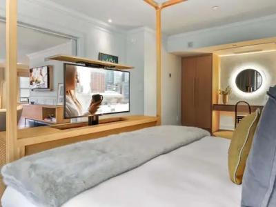 Andra Seattle MGallery Collection - 90