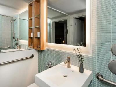 Andra Seattle MGallery Collection - 71