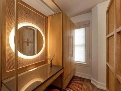 Andra Seattle MGallery Collection - 82