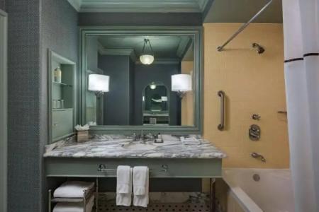 ICON, Autograph Collection - 23