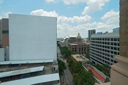 ICON, Autograph Collection - 36