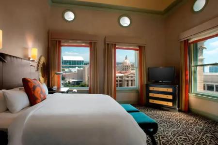 ICON, Autograph Collection - 2