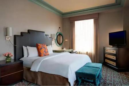 ICON, Autograph Collection - 21