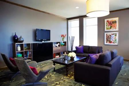 Magnolia Houston, a Tribute Portfolio - 1