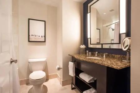 Magnolia Houston, a Tribute Portfolio - 8