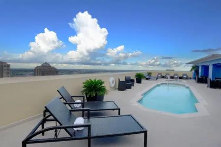 Magnolia Houston, a Tribute Portfolio - 46