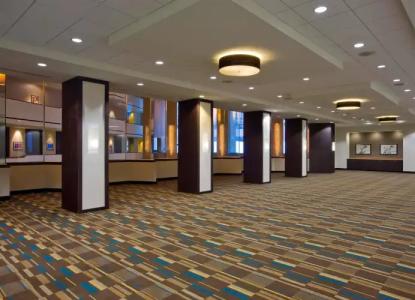 Hyatt Regency Houston - 16