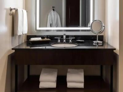 Hyatt Regency Houston - 33