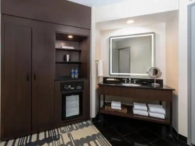 Hyatt Regency Houston - 37