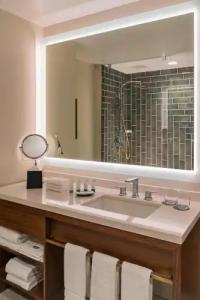 The Westin Galleria Houston - 82