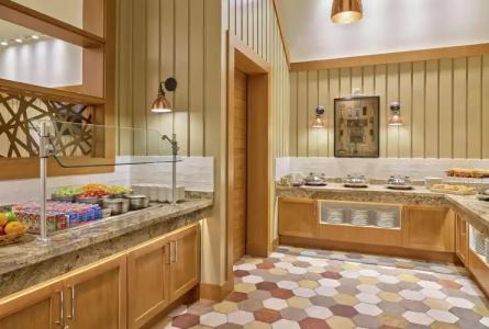 DoubleTree by Hilton Houston Intercontinental Airport - 11