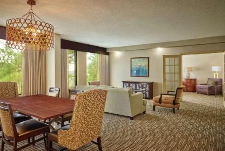 DoubleTree by Hilton Houston Intercontinental Airport - 7