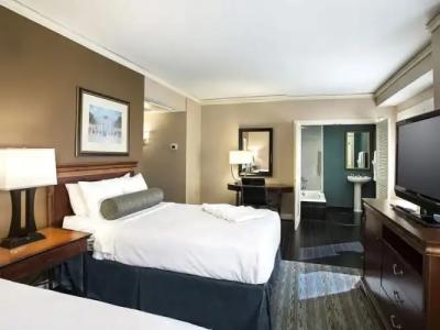 The Whitehall Houston - 47