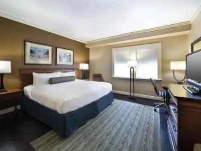 The Whitehall Houston - 42