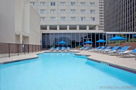 The Whitehall Houston - 21