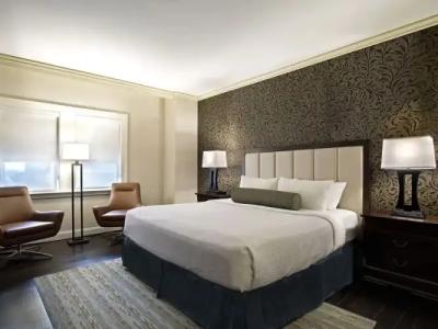 The Whitehall Houston - 54