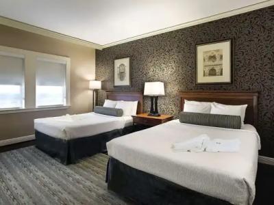 The Whitehall Houston - 52