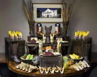 The Whitehall Houston - 30