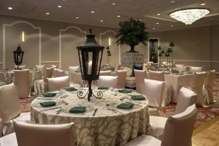 The Whitehall Houston - 34