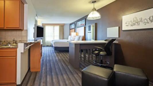 Hyatt House Houston Galleria - 6