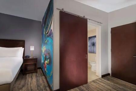 Hilton Americas - Houston - 30