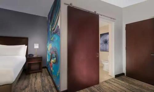 Hilton Americas - Houston - 74