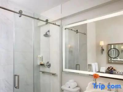 Warwick Melrose - 70