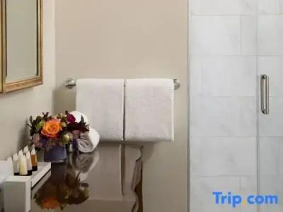 Warwick Melrose - 68