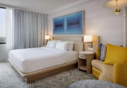 The Highland Dallas, Curio Collection by Hilton - 3