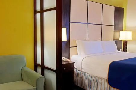 Super 8 by Wyndham Irving/DFW Apt/North - 14