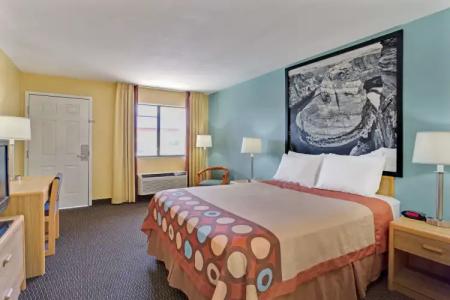 Super 8 by Wyndham Irving/DFW Apt/North - 1